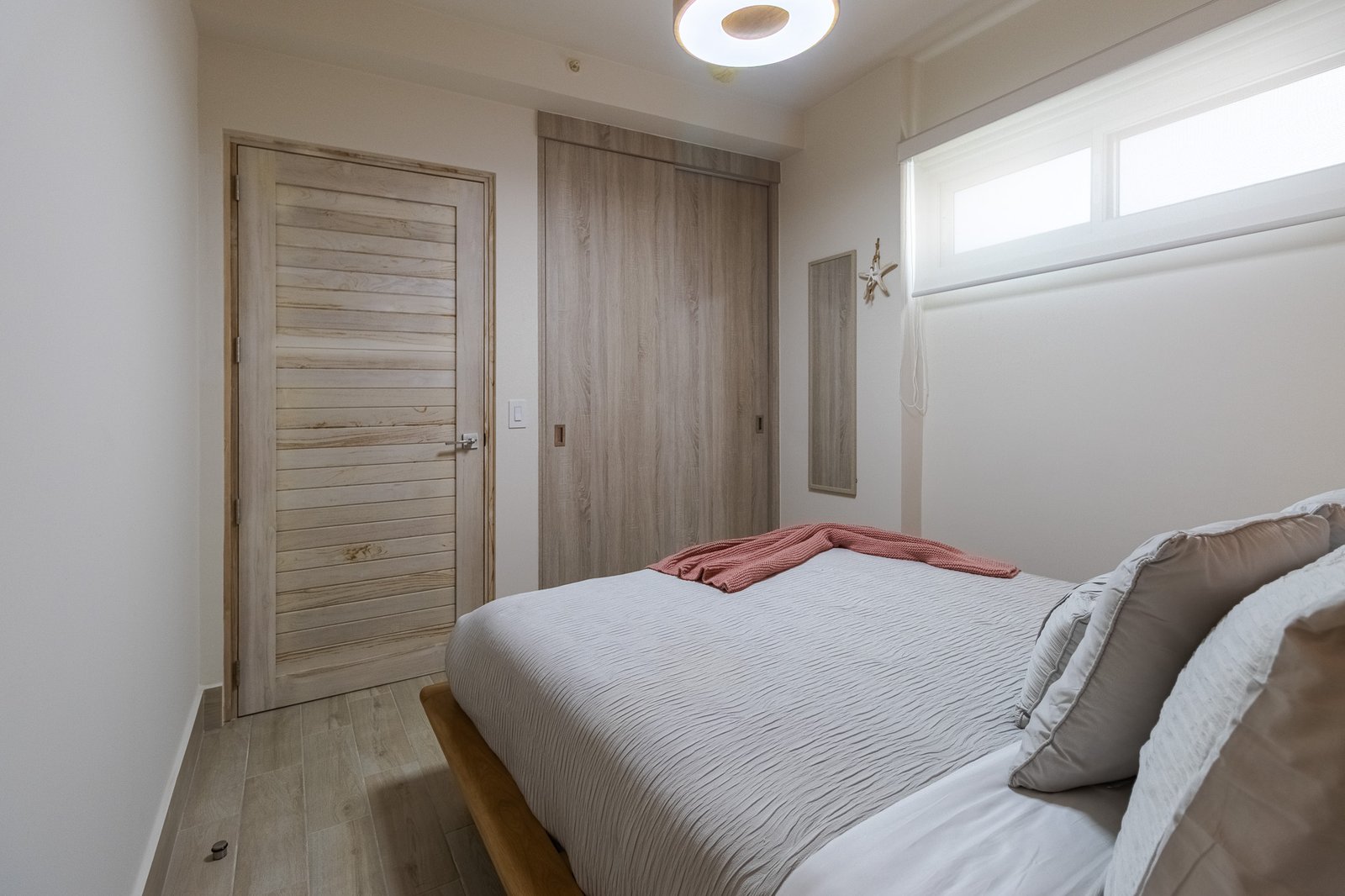 Bedroom2_02